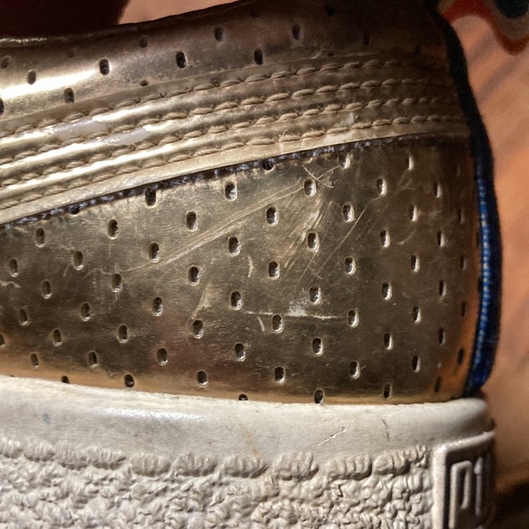 Rare Limited Edition Puma Clyde Frazier Gold Metallic Sneakers (used) - Picture 6 of 6